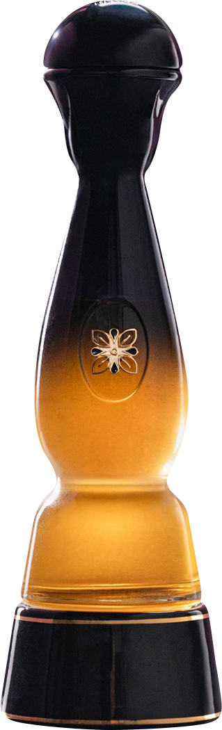 Clase-Azul-Gold-Tequila,-Jalisco,-Mexico.png